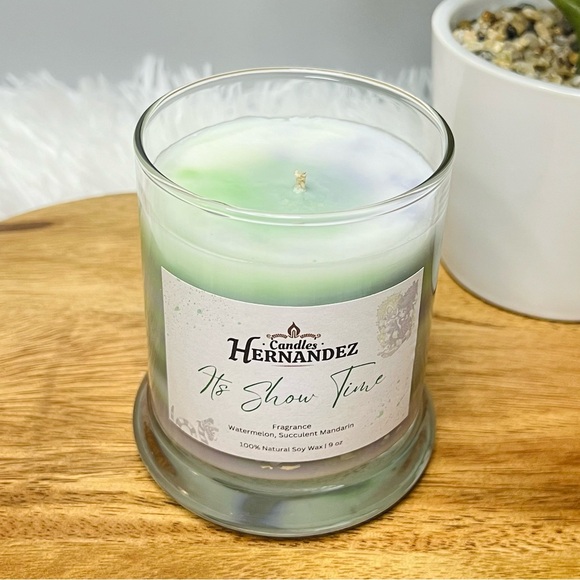 It’s Show Time Candle - Picture 3 of 3